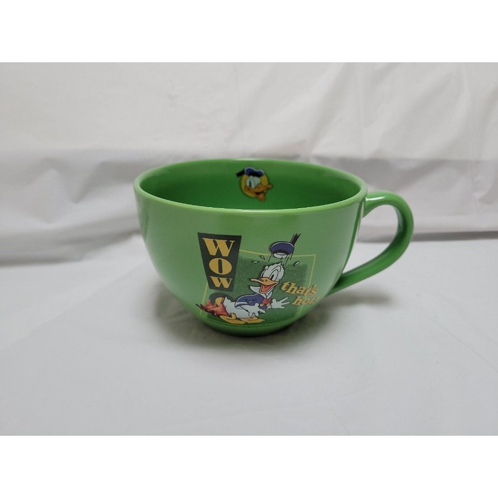 NWT Disney Store Exclusive Donald Duck Over Sized Coffee Tea "Wow! That's Hot!" - Picture 1 of 7